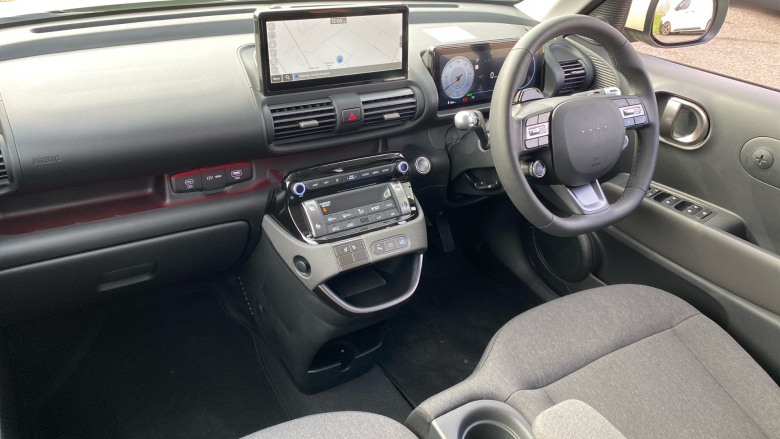 Hyundai INSTER 85kW 02 49kWh 5dr Auto Electric Hatchback